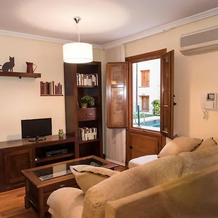 Apartment La Dama Del Jardin Del Nuncio *
